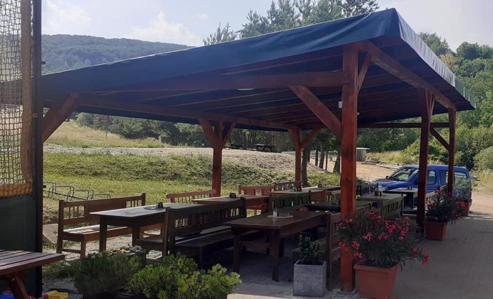Penzion Zoo Pod Hresnou Kavecany Kültér fotó
